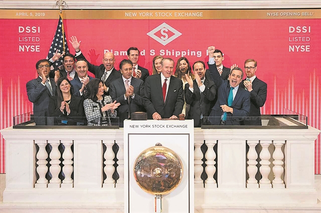 Στην Diamond S Shipping το καμπανάκι της Γουόλ Στριτ