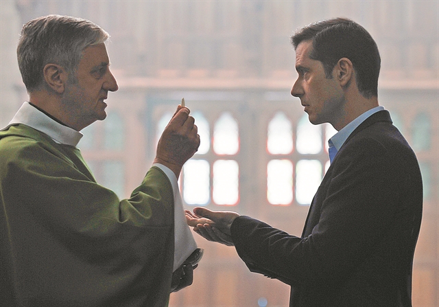 Εκκλησία και υποκρισία