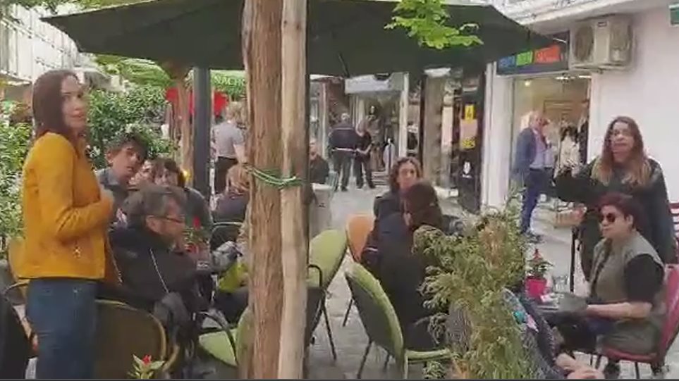 Ο Καρανίκας λίγο έλειψε να πιαστεί στα χέρια με πολίτες για τα Σκόπια