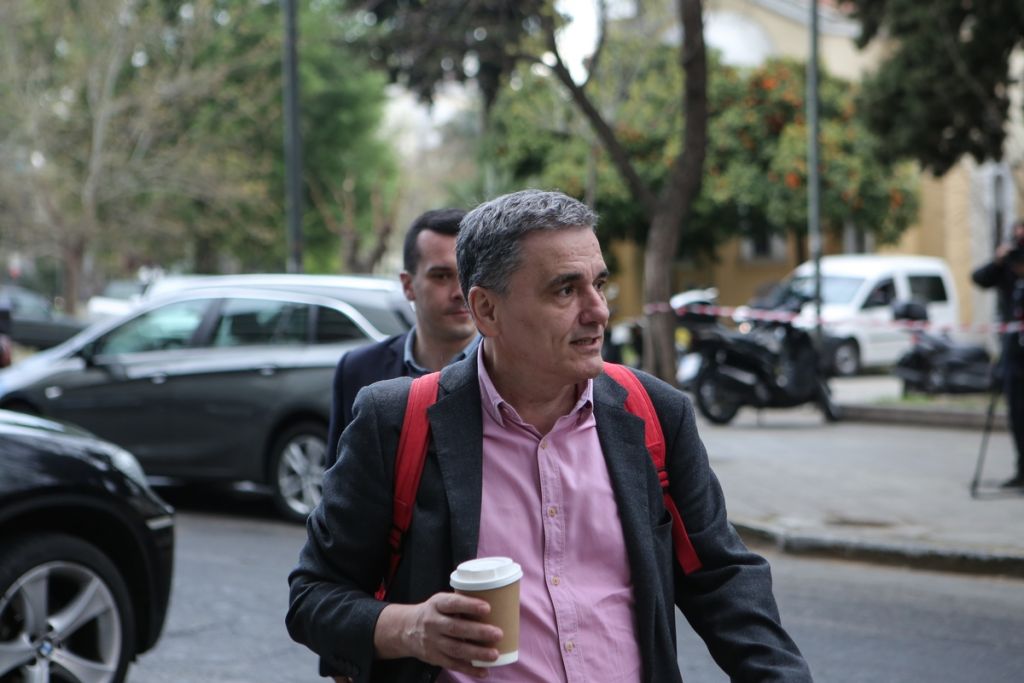 Τσακαλώτος: Δε θα αργήσουν οι 120 δόσεις