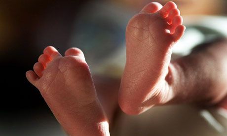 Μωρό με DNA από τρεις ανθρώπους γεννήθηκε στην Ελλάδα
