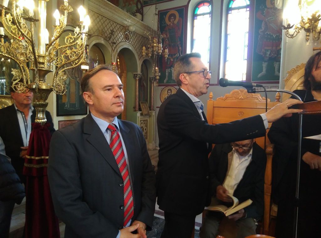 Το… τερμάτισε ο Νίκος Νικολόπουλος: Συμμετείχε σε 18 Επιταφίους!