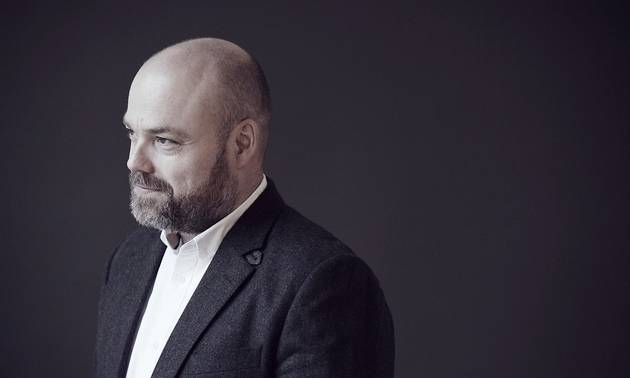 Ποιος είναι ο δισεκατομμυριούχος που έχασε τα τρία του παιδιά στη Σρι Λάνκα