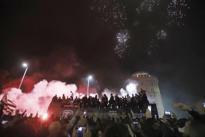 Κλαίνε από χαρά στον ΠΑΟΚ
