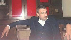 Πώς έκαναν «αόρατο» τον Πετσίτη και πώς το «κάστρο» έπεσε από μέσα