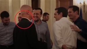 Μανώλης Πετσίτης: Στο Μαξίμου με τον Τσίπρα το βράδυ του δημοψηφίσματος