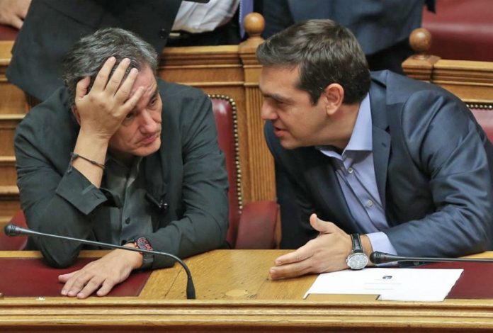 Ετοιμοι να μοιράσουν λεφτά στο όνομα του Πολάκη και με το βλέμμα στις κάλπες