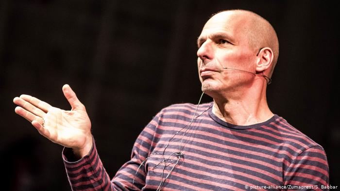 Βαρουφάκης : Ο πτωχευμένος δεν μπορεί να δανείζεται ούτε ένα ευρώ παραπάνω