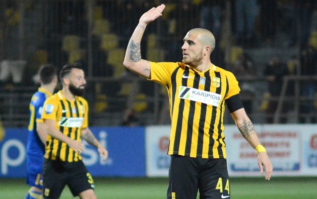 Άρης: «Το καλύτερο δώρο είναι η λαμπάδα… Βέλεθ»