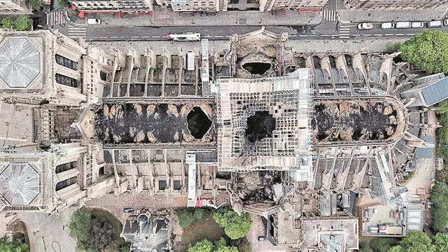 Από την τραγωδία στην αντιπαράθεση