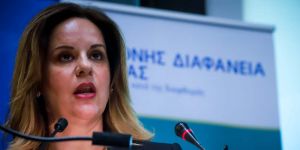 Στη Δικαιοσύνη προσφεύγει η Αν. Ξεπαπαδέα – Καταγγέλλει σπίλωση και στιγματισμό