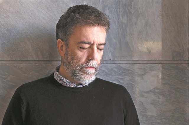 Γιάννης Καλαβριανός