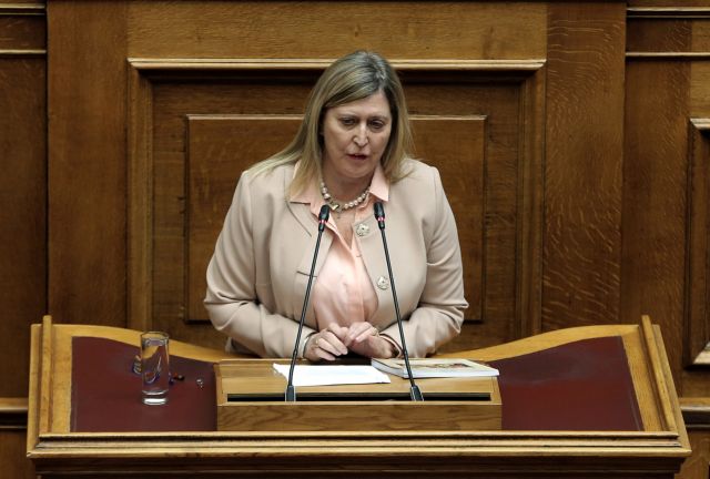 Καρακώστα: Ο Πολάκης πολλές φορές είναι και μπρουτάλ