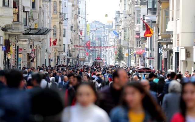 Τουρκία: Στην Κωνσταντινούπολη ερίζουν για τη νίκη οι υποψήφιοι