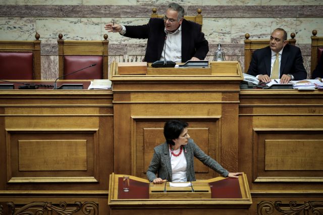 Βουλή: Επεισόδιο ΚΚΕ – ΧΑ με ηχηρή παρέμβαση Λαμπρούλη | tanea.gr