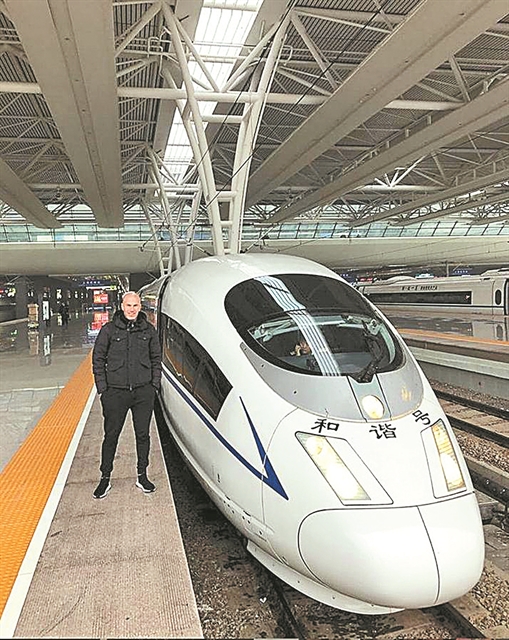 Γιατί πανηγυρίζει ο υφυπουργός;