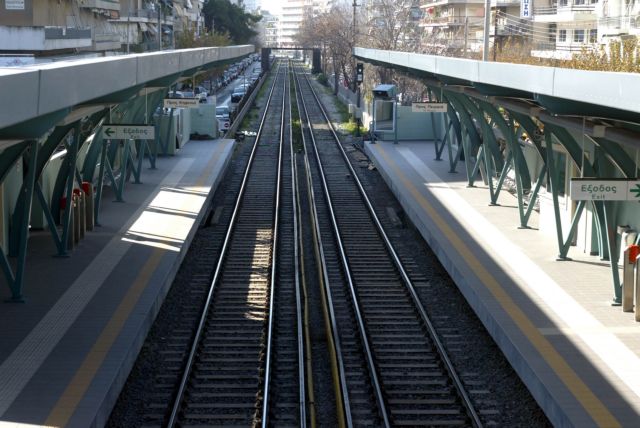 Τραγωδία στο Μοσχάτο: Γυναίκα αυτοκτόνησε στις γραμμές του ΗΣΑΠ