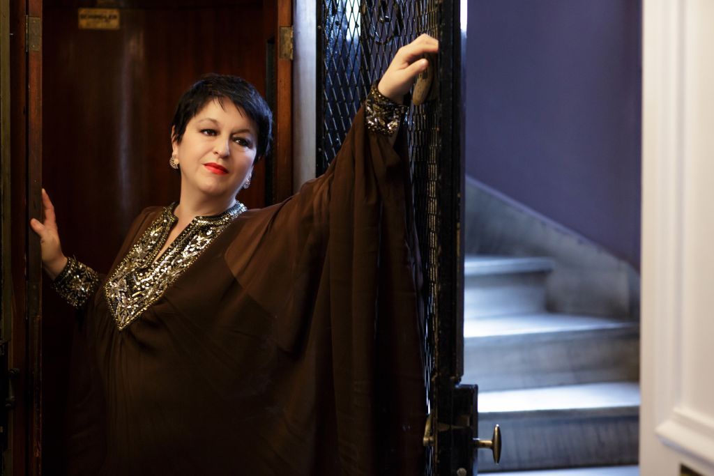 Σόνια Θεοδωρίδου: Στον Πολιτισμό διοικούν οι παρεούλες, κυριαρχεί το μέσον