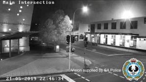 Η στιγμή της πτώσης μετεωρίτη στη Γη (video)