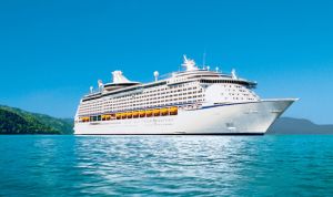 Σε καραντίνα κρουαζιερόπλοιο των Σαϊεντολόγων – Φόβοι για επιδημία ιλαράς