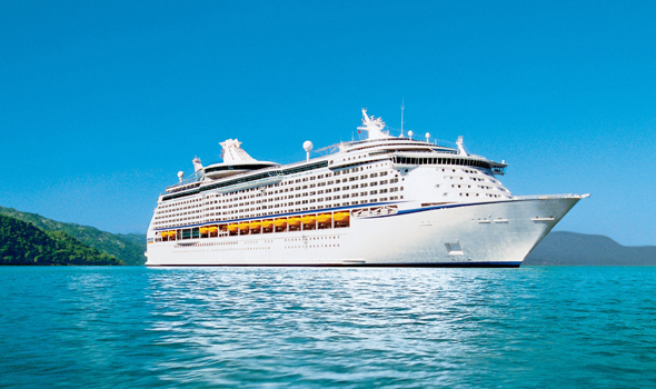 Σε καραντίνα κρουαζιερόπλοιο των Σαϊεντολόγων – Φόβοι για επιδημία ιλαράς