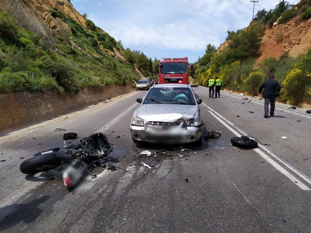 Κρήτη: Δύο νεκροί και μία σοβαρά τραυματισμένη σε τροχαίο