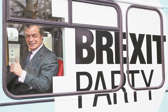 Κάλπες, Brexit και επικίνδυνες ισορροπίες