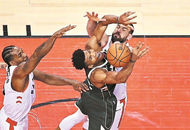 Στάση «Τορόντο»