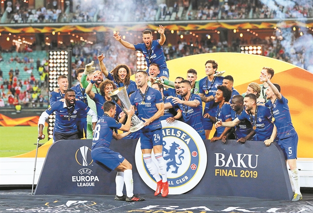 Το Μπακού βάφτηκε μπλε