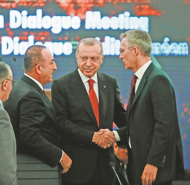 Παιχνίδι της Αγκυρας με τη φωτιά