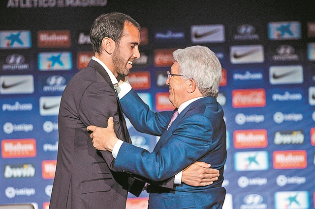 Μαρτίνς: «Τιμή να καθοδηγείς τον Ολυμπιακό»