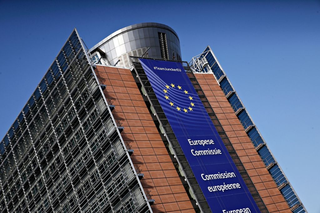 Financial Times: Διχασμένη η ΕΕ για τον διάδοχο του Γιούνκερ