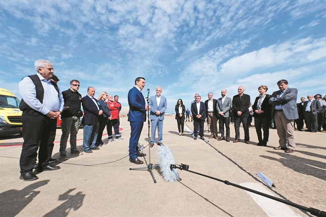 Ψάχνει επιστροφή σε «φιλολαϊκό προφίλ»