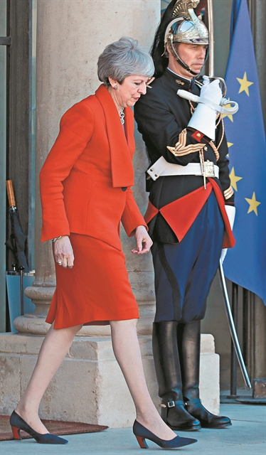 Θέμα χρόνου η παραίτηση Μέι