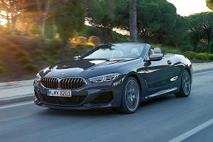Νέα BMW Σειρά 8 Convertible: Η …ηλιόλουστη εκδοχή ήρθε στην χώρα μας