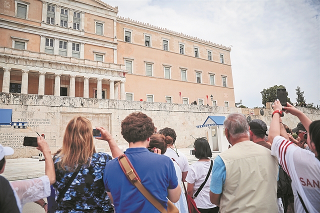 Η κρίση τριπλασίασε την πολιτική βία