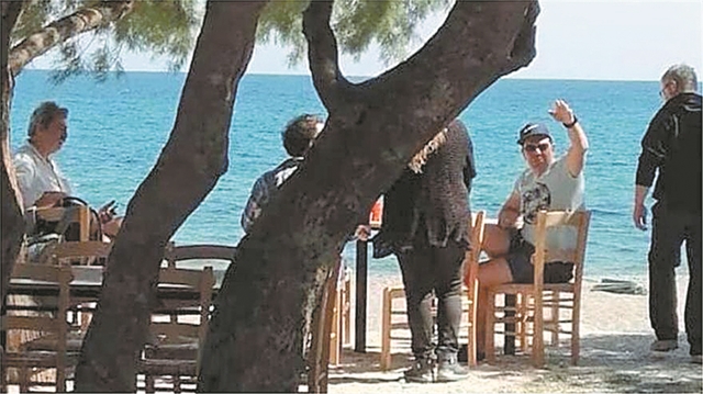 «Το κόμμα είμαι εγώ και ο… Πολάκης!»