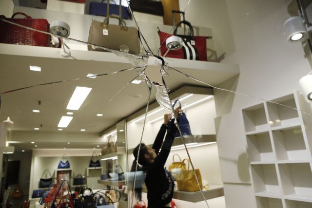 ΕΒΕΑ: Σε 60.000-70.000 ευρώ ανέρχεται το κόστος ζημιών στο κέντρο της Αθήνας