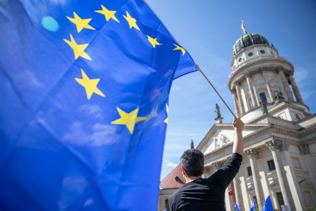 Νευρικότητα στο Βερολίνο ενόψει ευρωεκλογών