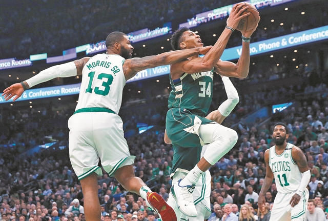 Εαρινός κολυμβητής!