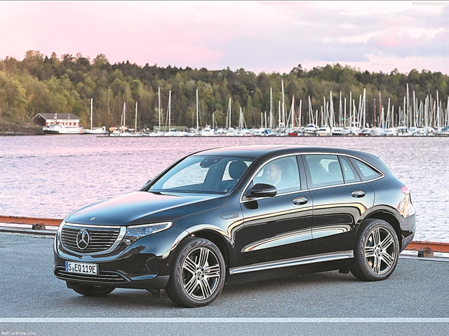 Mε δύο ηλεκτροκινητήρες 408 ίππων