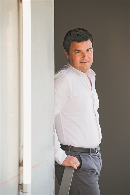 «Ρίχνει την ευθύνη σε εμένα, στο θύμα»