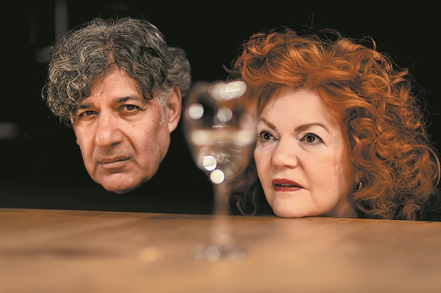 «Η αγάπη είναι το πιο σκληρό χειρουργείο»