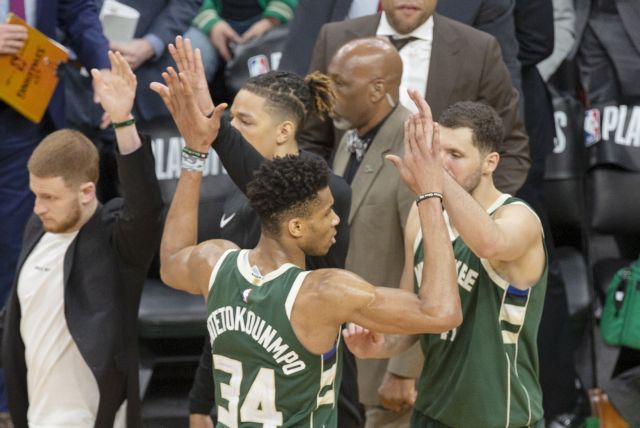 NBA : Στην κορυφή του Top 5 ο αέρινος Αντετοκούνμπο