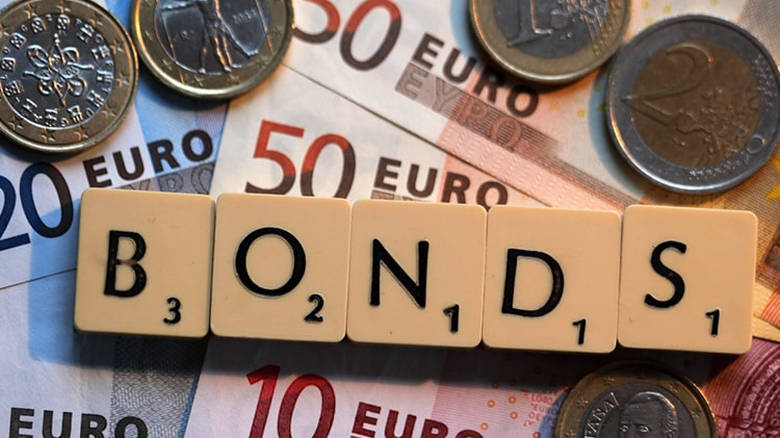 Αντιδρούν οι δανειστές, πιέσεις στα ομόλογα