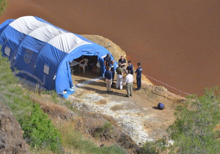 Κύπρος: Ηχοβολοστικό μηχάνημα για τον εντοπισμό σορών στη λίμνη