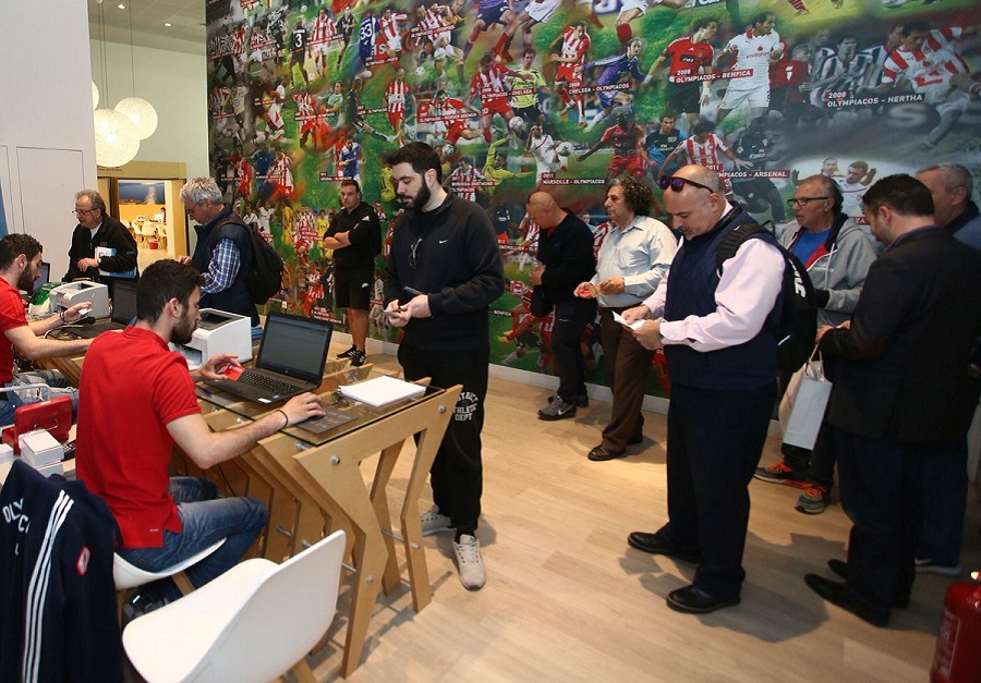 Πάθος διαρκείας, έτοιμος για νέα ρεκόρ ο κόσμος του Ολυμπιακού