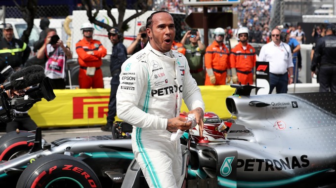 Νίκη Χάμιλτον στο Μονακό