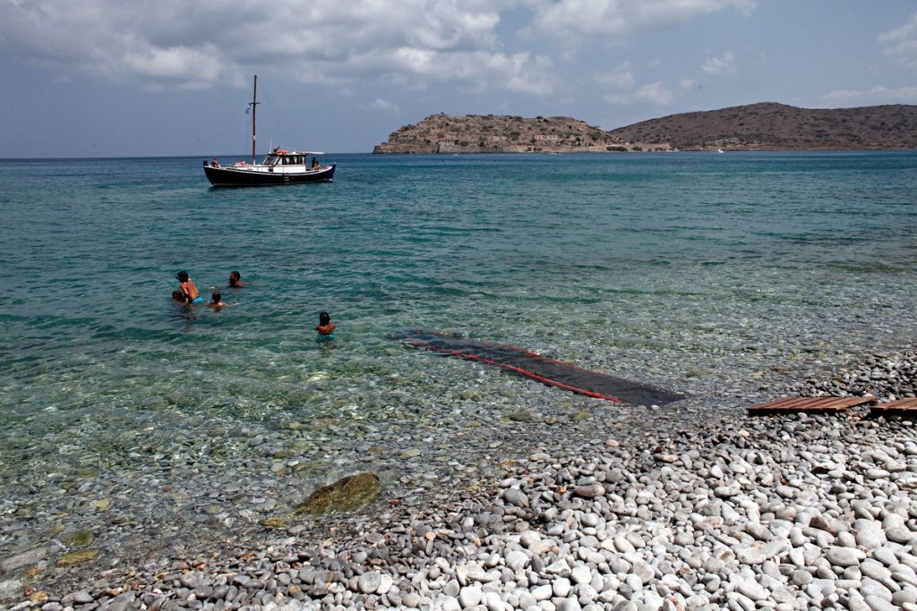 «Μύρισε» καλοκαίρι στην Κρήτη: Τους 33 βαθμούς Κελσίου άγγιξε ο υδράργυρος