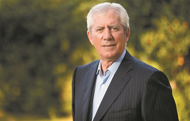 Πρέπει πάντα το «εμείς» να μπαίνει πάνω από το «εγώ»